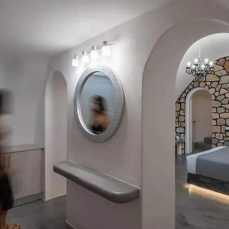Lejlighedshotel Occhio Luxury Santorini With Private Pool Karterádos