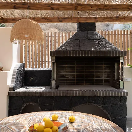 Occhio Luxury Santorini With Private Pool Aparthotel 4*