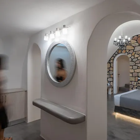 Occhio Luxury Santorini With Private Pool Aparthotel