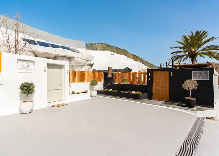 Occhio Luxury Santorini With Private Pool 4*