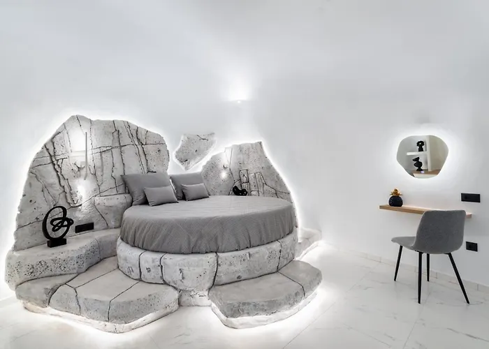 Occhio Luxury Santorini With Private Pool 4* Karterados (Santorini)