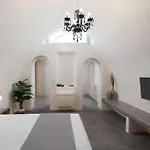 Occhio Luxury Santorini With Private Pool 4*