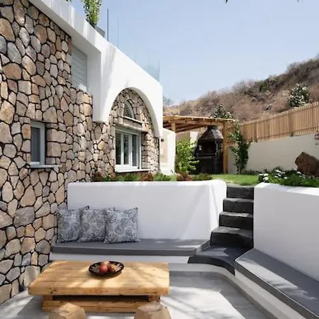 Occhio Luxury Santorini With Private Pool Karterádos