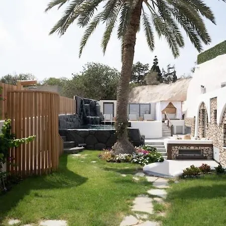 Occhio Luxury Santorini With Private Pool 4* Karterádos