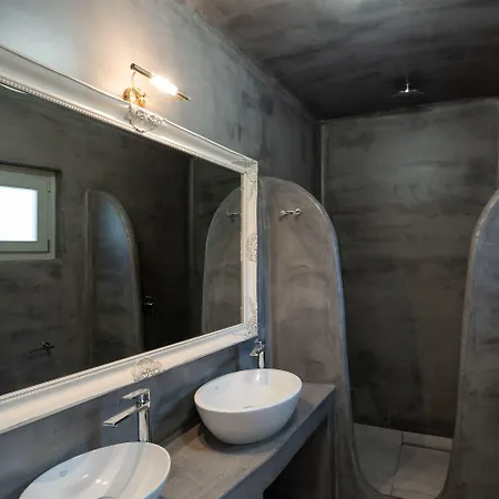 Occhio Luxury Santorini With Private Pool 4*