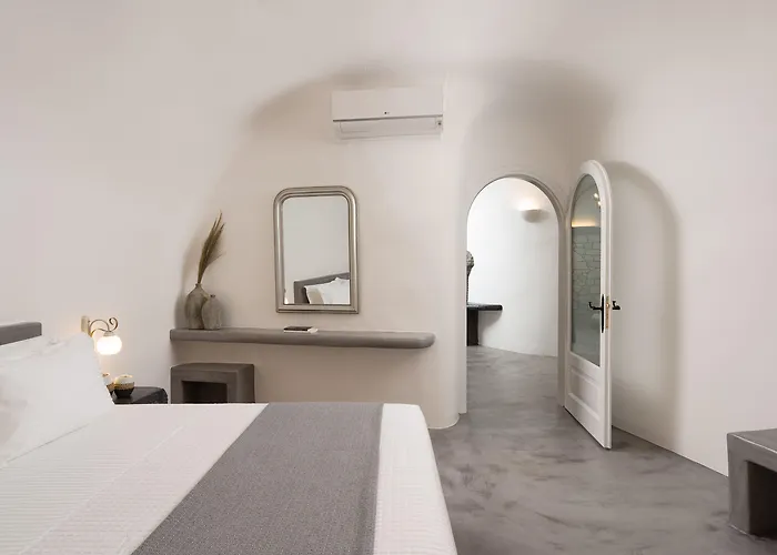 Occhio Luxury Santorini With Private Pool