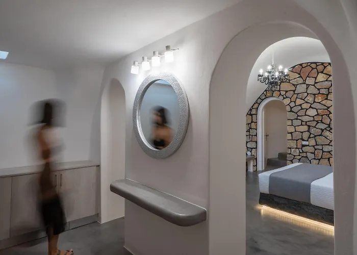 Occhio Luxury Santorini With Private Pool Hotel apartamentowy