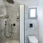 Occhio Luxury Santorini With Private Pool Appart hôtel Karterados (Santorini)